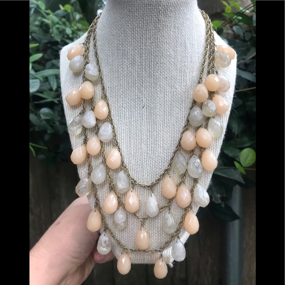 🌷Vintage🩰Anthropologie Statement necklace